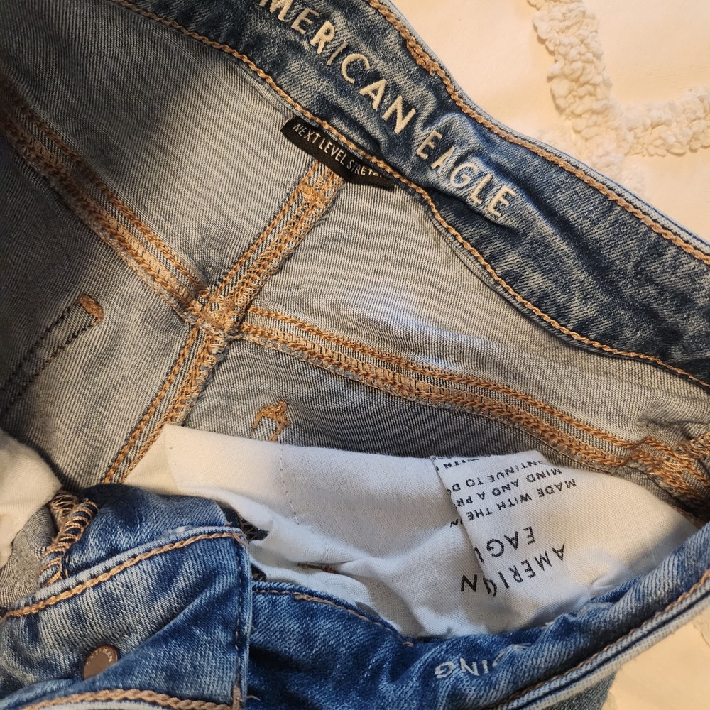 American Eagle Outfitters High Rise Light Blue Jeans